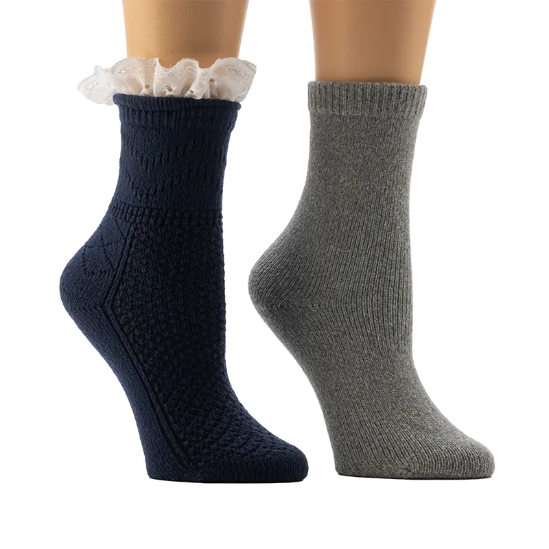 Uigeacht na mBan/Tosaithe Maolchniotála Crochel Lása Stocaí Baile Cosy